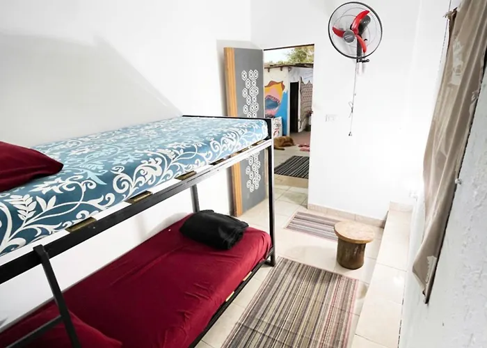 Oda ve Kahvaltı La House *